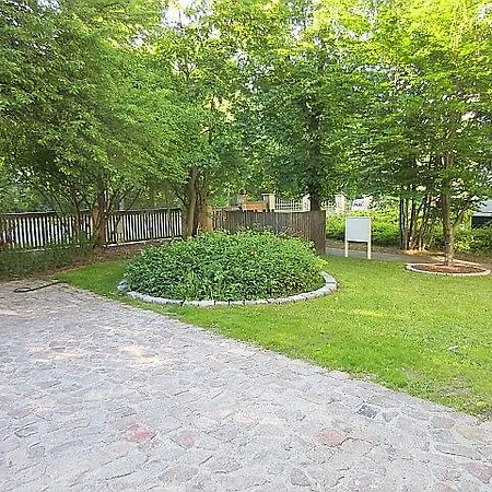 Am Grossen Garten *