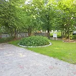 Am Grossen Garten *