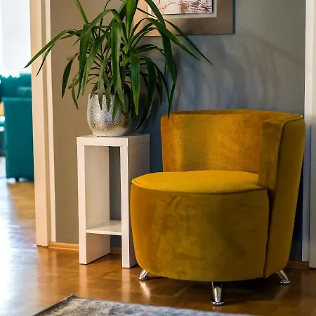 Am Grossen Garten 아파트 *