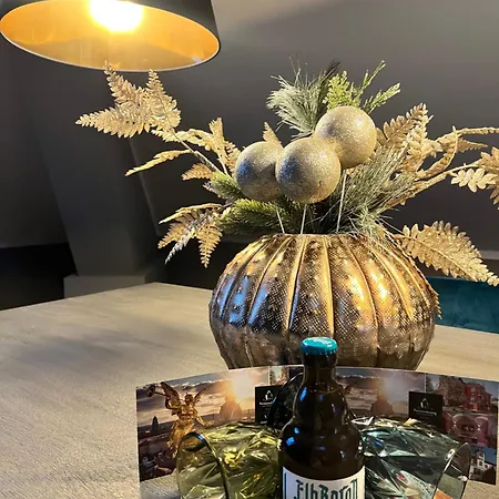 Am Grossen Garten 아파트 *